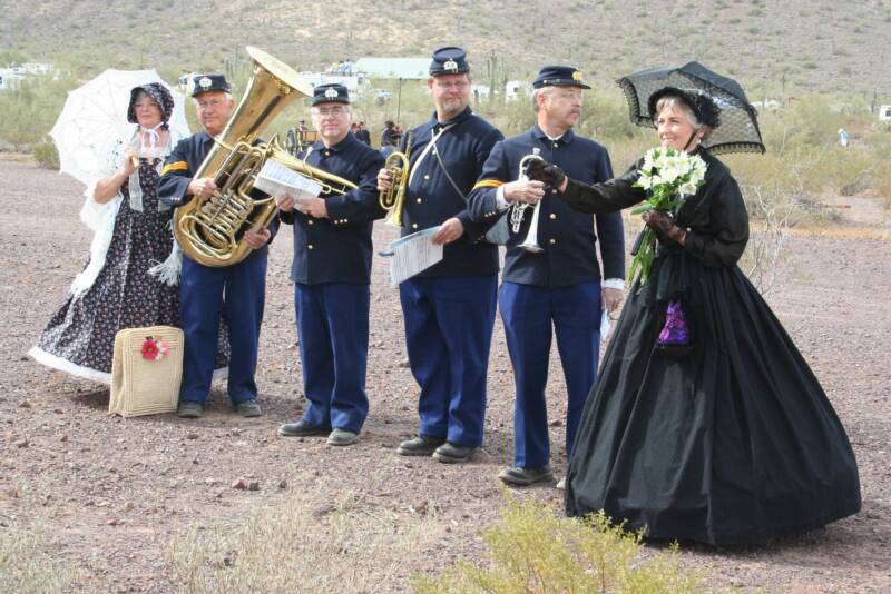 Nancy Hicks at tribute for her beloved Ray. We shall dearly miss them, such encouragers & enthusiasts, good friends to all (photo by T Graves)